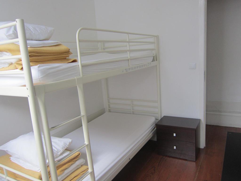 Hostel Prime Guimaraes Bagian luar foto