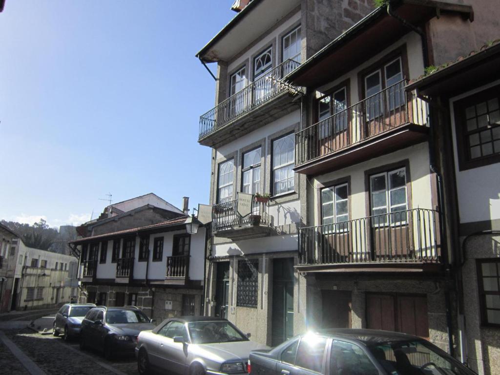 Hostel Prime Guimaraes Bagian luar foto